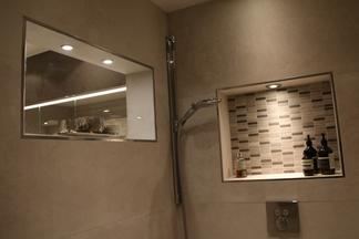 Referenz Graf Reinach Dusche Detail