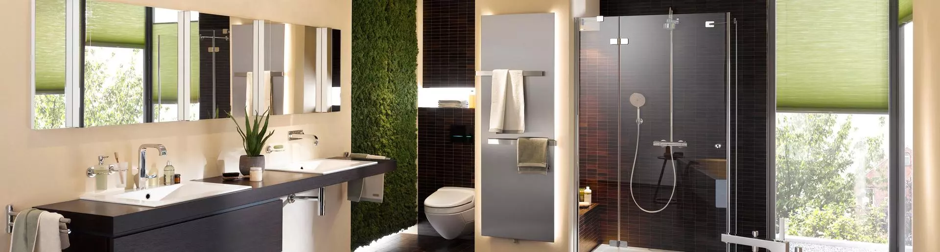 Modernes Badezimmer mit schönem Design.